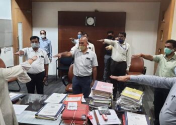 सामुहिक प्रतिज्ञेने दक्षता जनजागृती सप्ताहाला सुरूवात