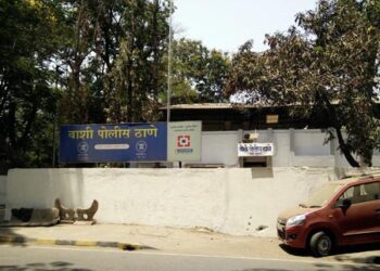 आर्थिक अडचणीमुळे नवी मुंबईत एकाच कुटूंबातील तिघांची आत्महत्या