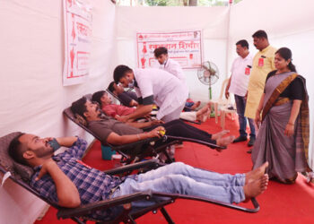 प्रभाग ९६ मध्ये आरोग्य व रक्तदान शिबिर उत्साहात