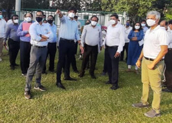 महिला आशियाई करंडक फु़टबॉल स्पर्धेच्या तयारीचा आयुक्त अभिजित बांगरांनी घेतला आढावा