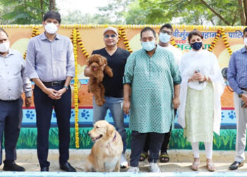 देशातील पहिल्या ‘पेट कॉर्नर’चे संगीतकार, गायक शंकर महादेवन यांच्या हस्ते नवी मुंबईत लोकार्पण