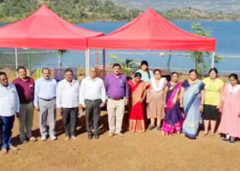 निरगुडसरच्या पंडीत जवाहरलाल नेहरू विद्यालयातील दहावीच्या १९८३च्या बॅचचा गेटटुगेदर उत्साहात