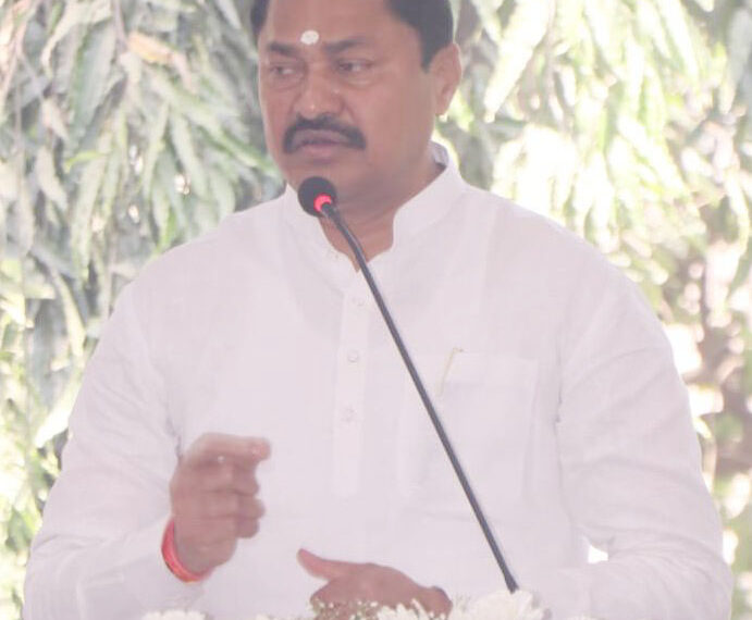 देश हिंदुत्वाच्या विचाराने नाही तर गांधी विचाराने चालेल : नाना पटोले