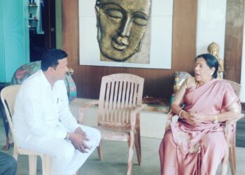 प्रभाग ८५-८६ मध्ये सीसीटीव्ही बसविण्यासाठी राष्ट्रवादीचे आ. मंदा म्हात्रेंना साकडे