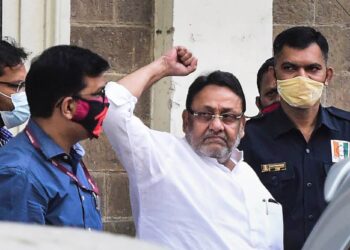 राष्ट्रवादीचे  नवाब मलिक यापुढे राहणार नामधारी मंत्री