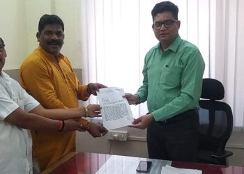 गृहनिर्माण सोसायटीअंर्तगत भागातील मल:निस्सारण वाहिन्यांची सफाई करा : गणेश भगत