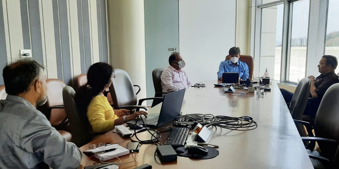 आंतरराष्ट्रीय दर्जाची सेंट्रल लायब्ररी उभारण्याबाबत आयुक्त अभिजीत बांगर यांची नियोजन बैठक