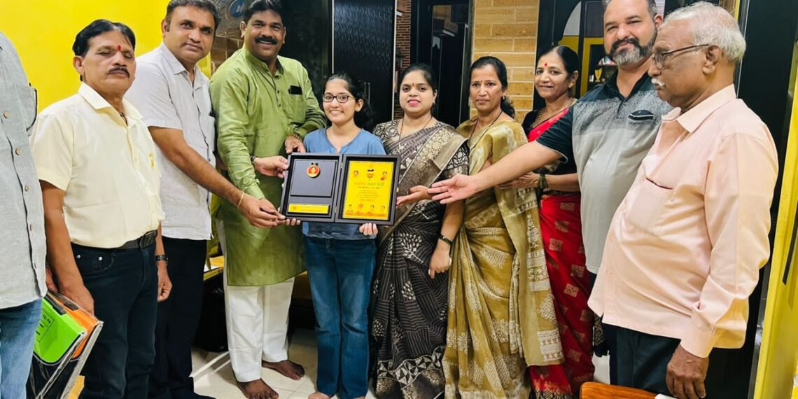 प्रभाग ३६ मधील दहावी-बारावी गुणवंतांचा भाजपतर्फे गुणगौरव