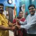 नेरूळ प्रभाग-९६ मध्ये समाजसेवक गणेश भगत यांच्याकडून घरोघरी राष्ट्रध्वजाचे वितरण