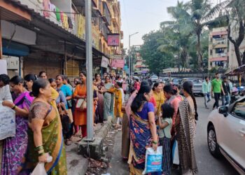 दिपावलीनिमित्त राष्ट्रवादीकडून स्वस्त दरात दिवाळी साहित्य वाटप