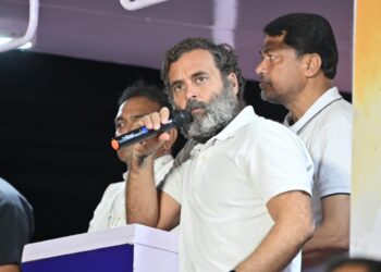 मोदी सरकारमध्ये उद्योगपतींचे कर्ज दोन मिनीटात माफ पण शेतकऱ्यांना मात्र कर्जमाफी नाही: राहुल गांधी