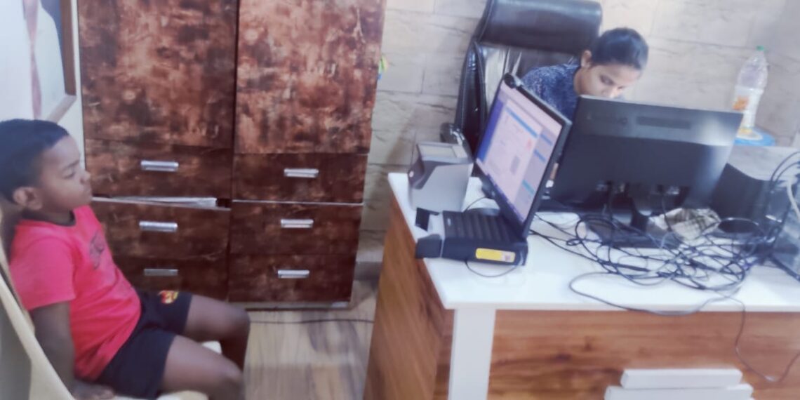 नेरूळ सेक्टर सहामधील आधार कार्ड शिबिरास उत्स्फूर्त प्रतिसाद