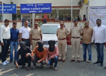 चोरीच्या घटनेतील इनोव्हा कार पोलिसांनी केली हस्तगत 