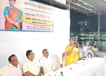 आमदार आपल्या दारी कार्यक्रमांतर्गत आ. मंदाताई म्हात्रेंचा ग्रामस्थांशी संवाद 