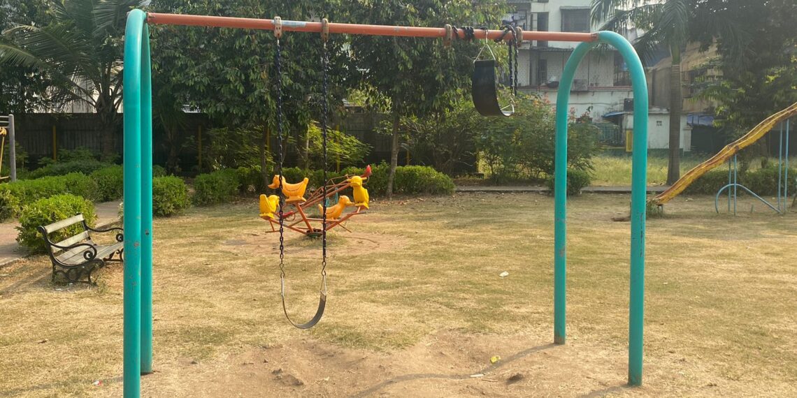 सानपाडा सेक्टर सातमधील उद्यानांतील झोपाळे दुरुस्त करा : पांडुरंग आमले