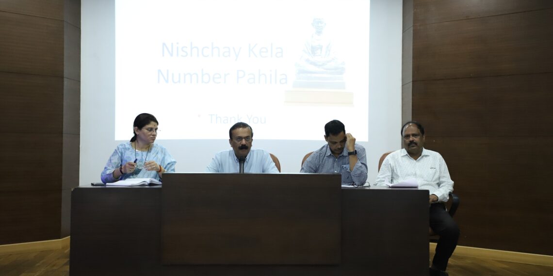 कामामध्ये हलगर्जीपना खपवून घेतला जाणार नाही : आयुक्त