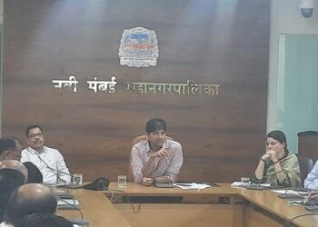 स्वच्छ नवी मुंबईकडून असलेल्या अपेक्षापूर्तीसाठी झोकून देऊन काम करा : आयुक्त