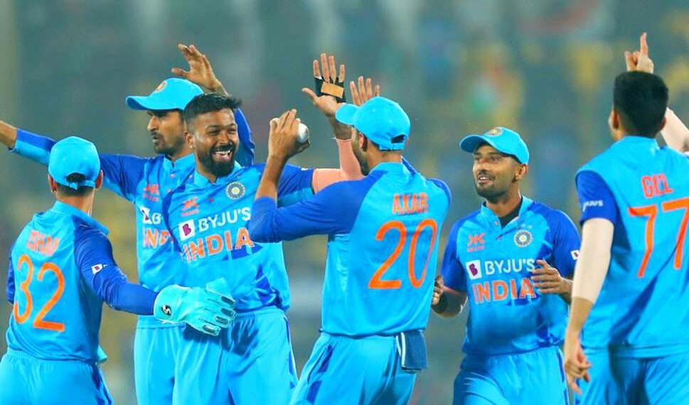 सूर्याच्या झंझावाताने लंकादहन