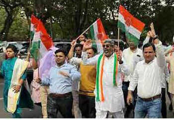 राहूल गांधींच्या शिक्षेच्या निषेधार्थ नवी मुंबईची कॉंग्रेस रस्त्यावर