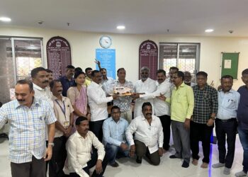 महाराष्ट्र कर्मचारी युनियनच्या माध्यमातून सेवानिवृत्त कर्मचाऱ्यांचा सत्कार