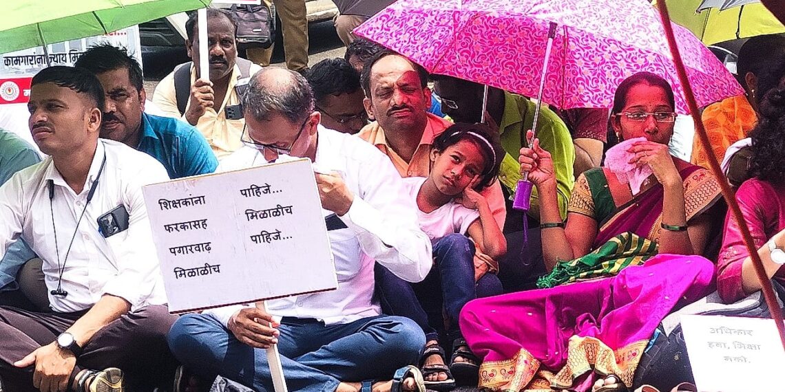 बेमुदत उपोषण आंदोलनानंतर महापालिकेला आली जाग