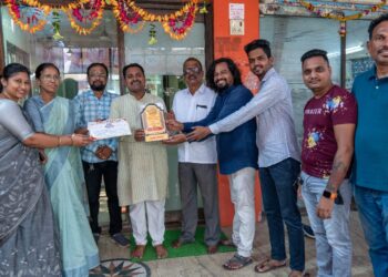 स्फूर्तीगीत ऑडिओ प्रकारात प्रथम क्रमांक विजेते सुनिल म्हात्रे यांचा गुणगौरव