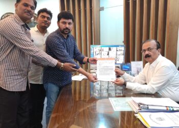 ६५०० कंत्राटी कामगारांना १० लाख रुपयांचे कॅशलेस विमा कवच द्या : मनसे