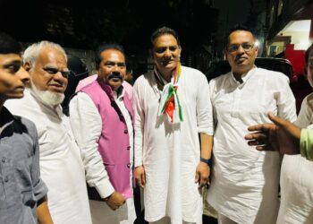 महेंद्रशेठ घरत यांनी तेलंगणा मधे केला मोहम्मद अझरूद्दीन  यांचा प्रचार !