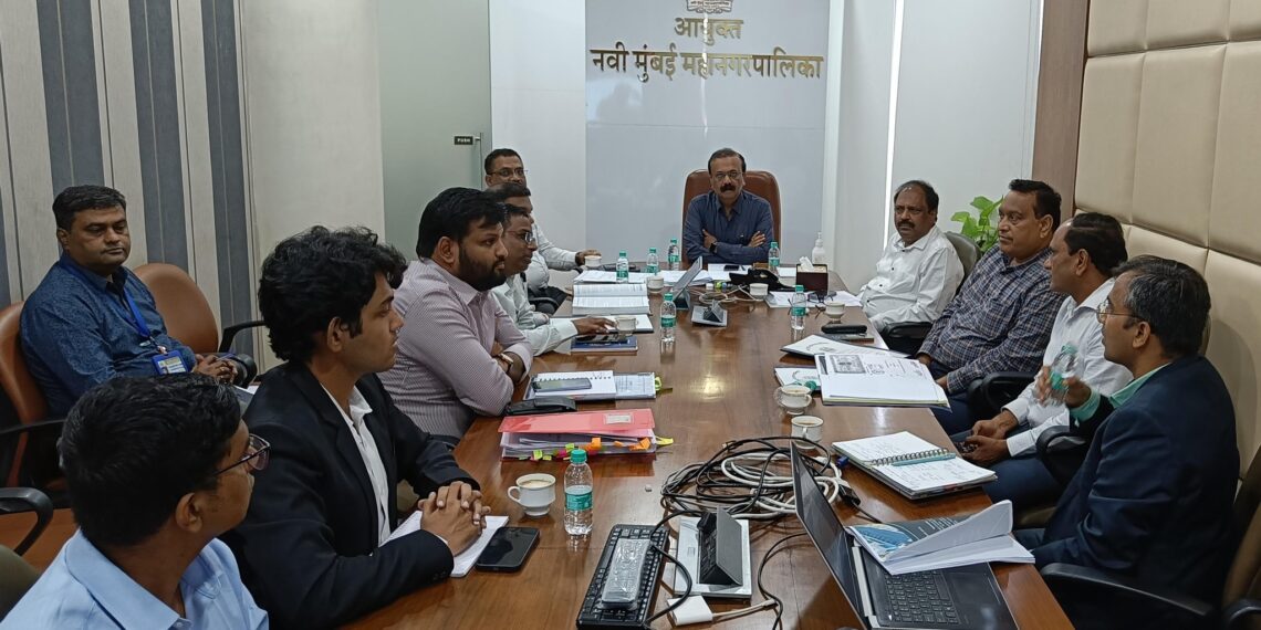 पार्कींग व्यवस्था नियोजनासाठी पालिका आयुक्त राजेश नार्वेकरांच्या आढावा बैठका