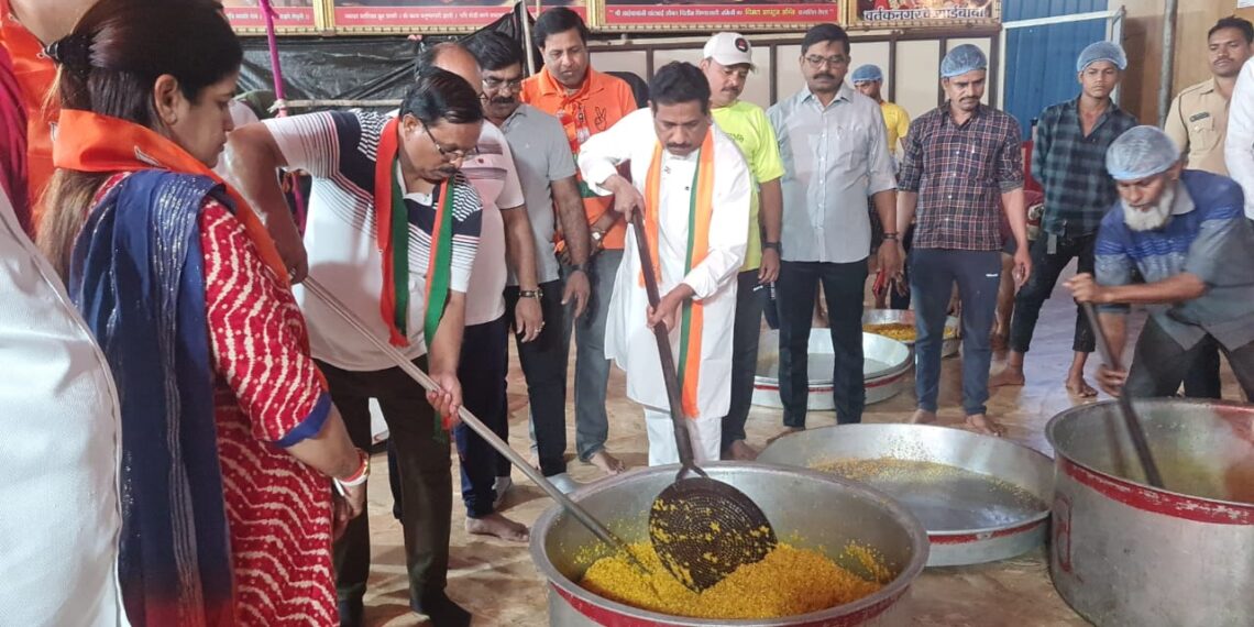 श्रीरामललाच्या प्रतिष्ठापना सोहळ्यानिमित्त 25 हजार किलो  लाडूच्या प्रसादाचे वाटप होणार