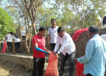 बेलापूर किल्ल्याच्या स्वच्छता मोहिमेतून इतिहासाला अभिवादन