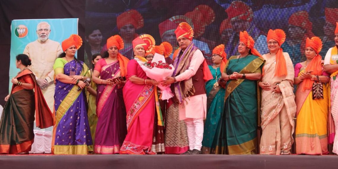 आमदार मंदाताई म्हात्रे यांच्या माध्यमातून बेलापूर विधानसभा क्षेत्रात महिला मेळावा जल्लोषात साजरा