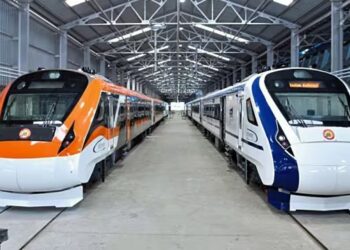 झुक झुक आगीनगाडी, आता धावतेय देशप्रगतीसाठी