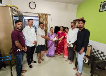 जखमी गोविंदाला भाजपाकडून सव्वा लाखाची मदत