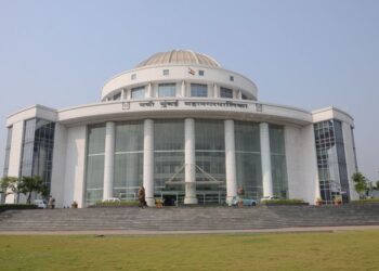 नेरूळच्या बकालपणास महापालिकेचा अतिक्रमण विभागच जबाबदार