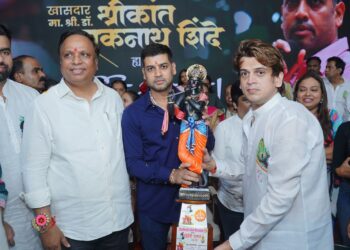 डॉ. श्रीकांत शिंदे, आमदार आशिष शेलार यांनी फोडली विधानसभा निवडणुकीच्या विजयाची हंडी