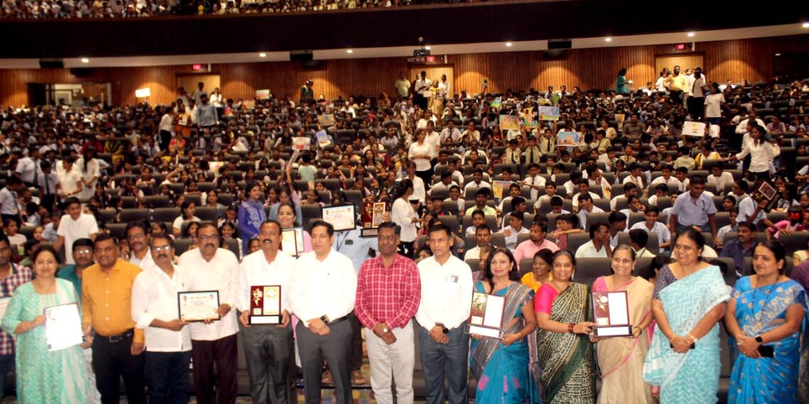 चित्रकला समाज जागृतीचे प्रभावी माध्यम – संदीप नाईक