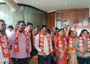 शिवसेनेकडून नवी मुंबईकरांसाठी मोफत रघुलीला मॉलमध्ये ‘धर्मवीर -२’