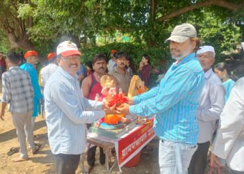 जुन्नर तालुक्यात राबविला डॉ. श्री नानासाहेब धर्माधिकारी प्रतिष्ठानने निर्माल्य संकलनाचा स्तुत्य उपक्रम