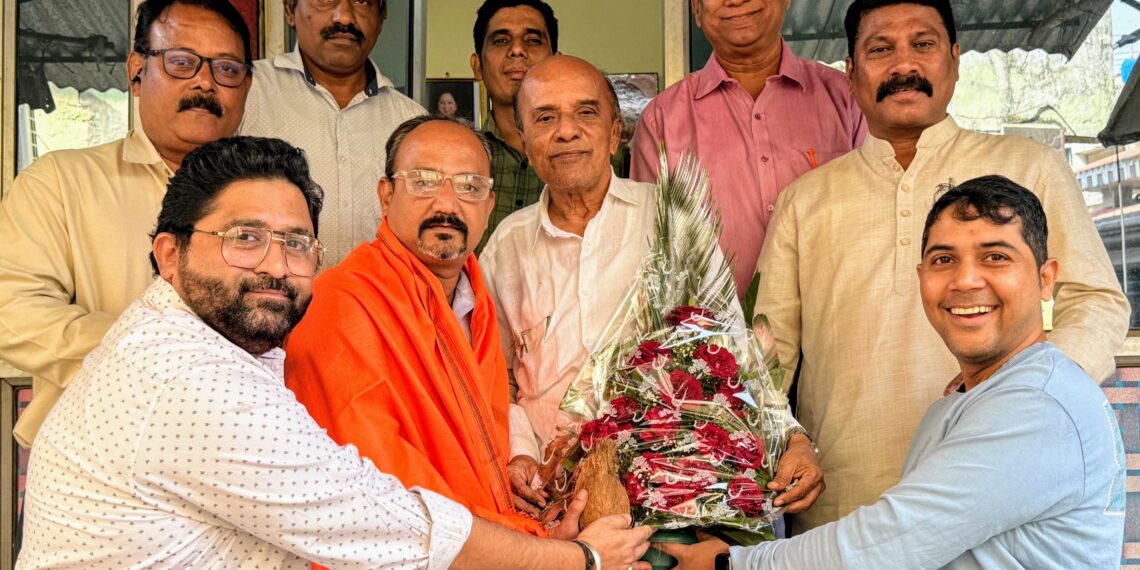 पनवेल तालुका पत्रकार विकास मंचच्या अध्यक्षपदी मंदार दोंदे यांची निवड  