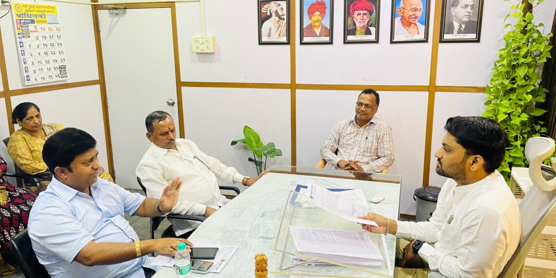 सानपाडा विभागातील समस्या सोडविण्यासाठी भाजपाची महापालिकेवर धडक