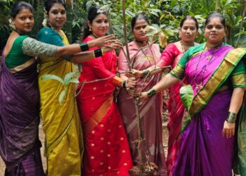 वटपौर्णिमेनिमित्त नेरूळमध्ये वृक्षारोपण