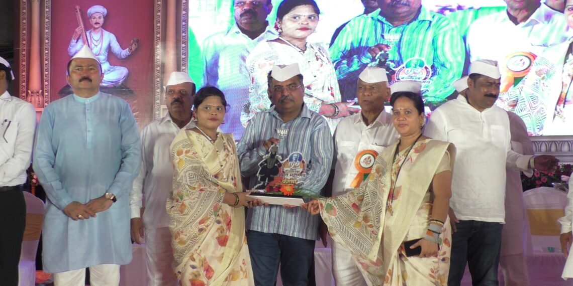 रामशेठ ठाकूर हे दानशूरतेसह लोकहिताचे मूर्तिमंत उदाहरण : रवींद्र चव्हाण 