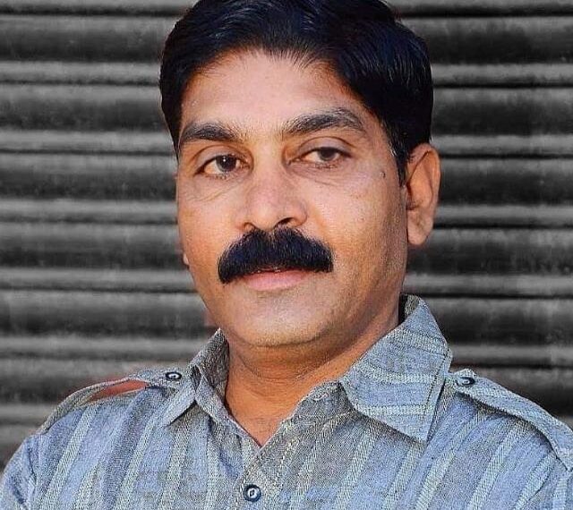 देव : चाणाक्षाची ढाल !