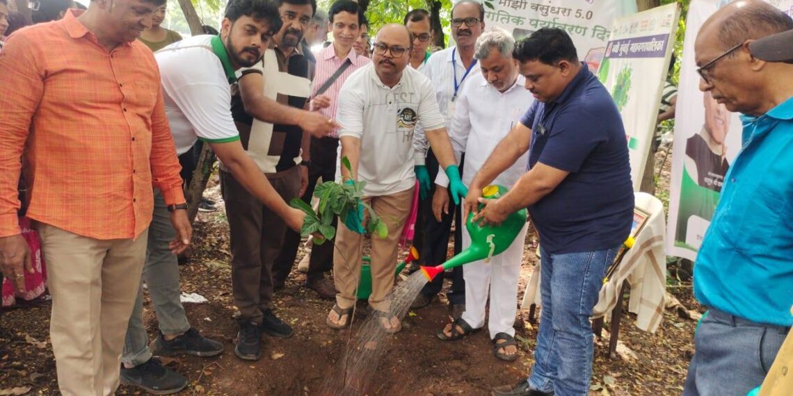 जागतिक पर्यावरण दिनानिमित्त महापे येथे देशी वृक्षरोपांची लागवड