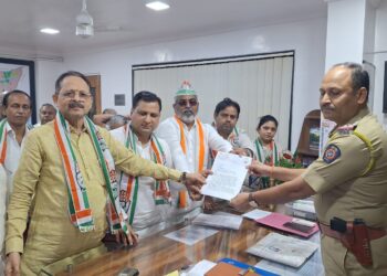 सोशल मीडियावर राहूल गांधींची बदनामी करणाऱ्यांविरोधात गुन्हे दाखल करण्याची मागणी