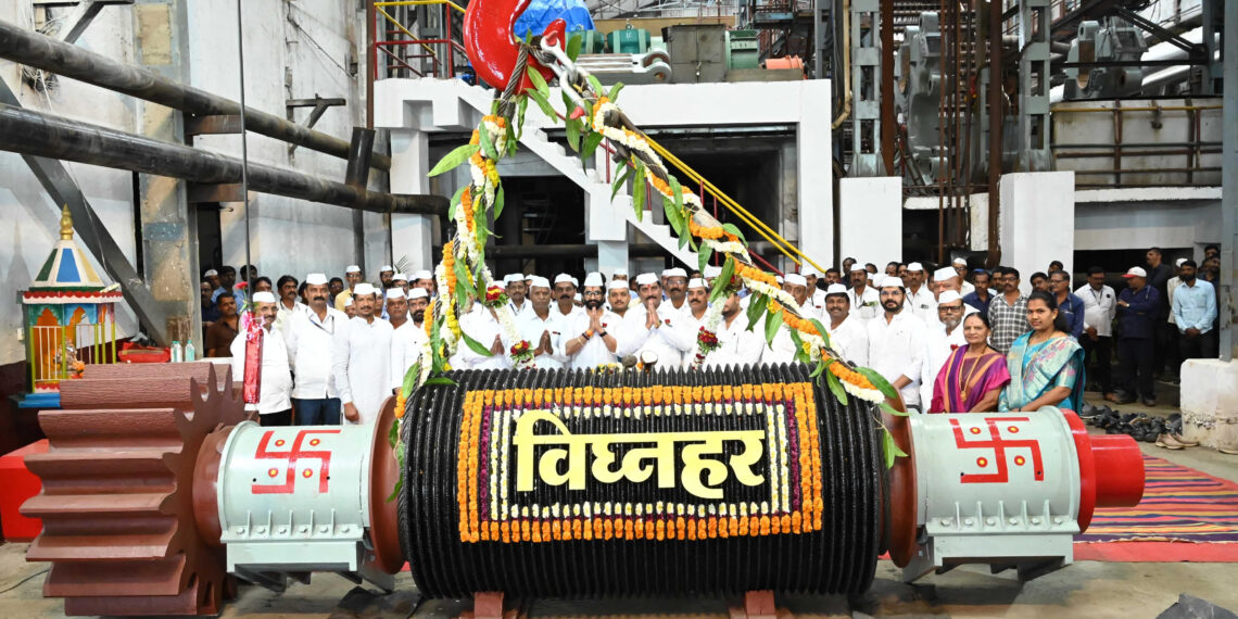 विघ्नहर’ कारखान्याचे मील रोलर पुजन उत्साहात