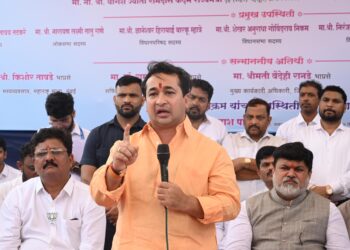 रत्नागिरीत उबाठा शिवसेनेला भाजपा नेते मंत्री  नितेश राणे यांचा जोरदार दणका