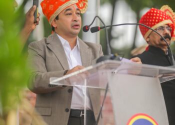 सिंधुदुर्ग जिल्ह्याच्या सर्वांगीण विकासासाठी कटिबध्द : पालकमंत्री नितेश राणे   