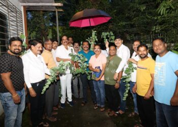 नुकसानग्रस्त शेतकऱ्यांना तात्काळ मदत मिळावी यासाठी काँग्रेसचे राज्यभर आंदोलन